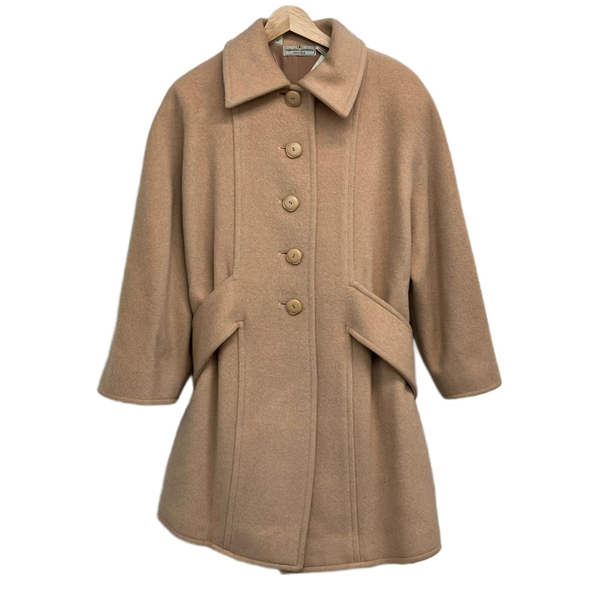 VALENTINOGARAVANI(バレンチノガラバーニ) コート サイズ4 XL レディース - ピンク 長袖/冬