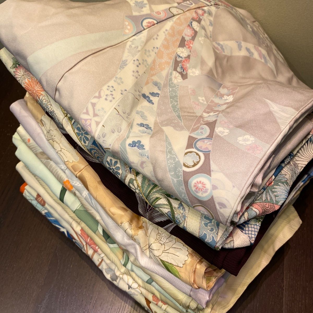 付け下げ⭐︎正絹訪問着　まとめ売り4枚　リメイク　ハンドメイド　練習用　未使用あり まとめ売り】正絹訪問着15枚 リメイク素材 ハンドメイド向け - メルカリ
