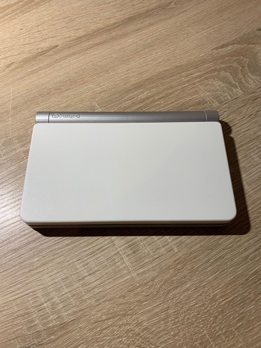 0820 Casio EX-word XD-SR9800 ホワイト 動作確認済み 美品【ネ