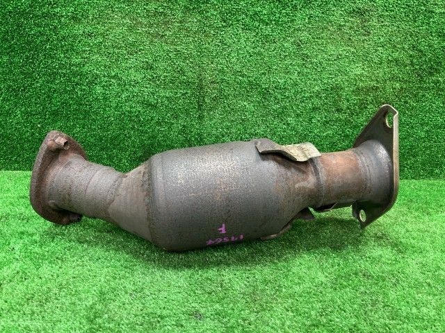 ヴォクシー ZRR85G フロントエキゾーストパイプ・フロントパイプ X Cパッケージ 4WD 8人 17410-37851 202 ヴォクシー ZRR85G フロントエキゾーストパイプ・フロントパイプ X C