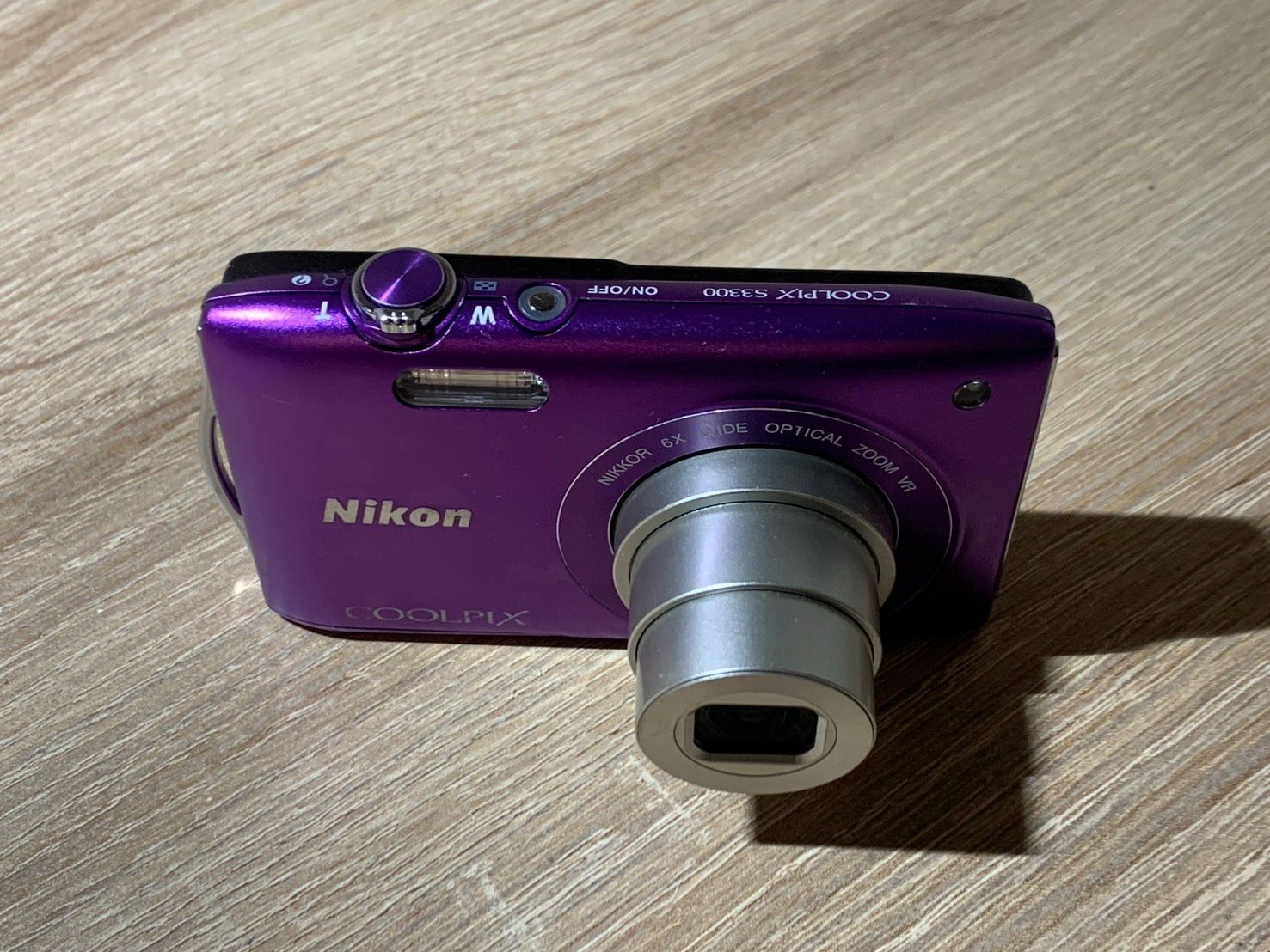 0838 Nikon COOLPIX S3300 パープル デジカメ 動作確認済み 【ネ