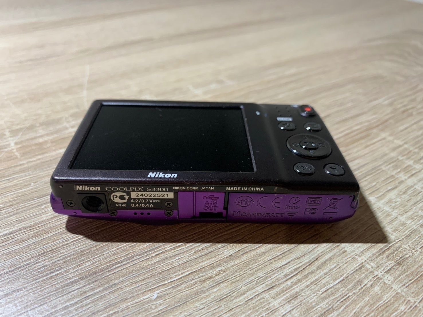 0838 Nikon COOLPIX S3300 パープル デジカメ 動作確認済み 【ネ