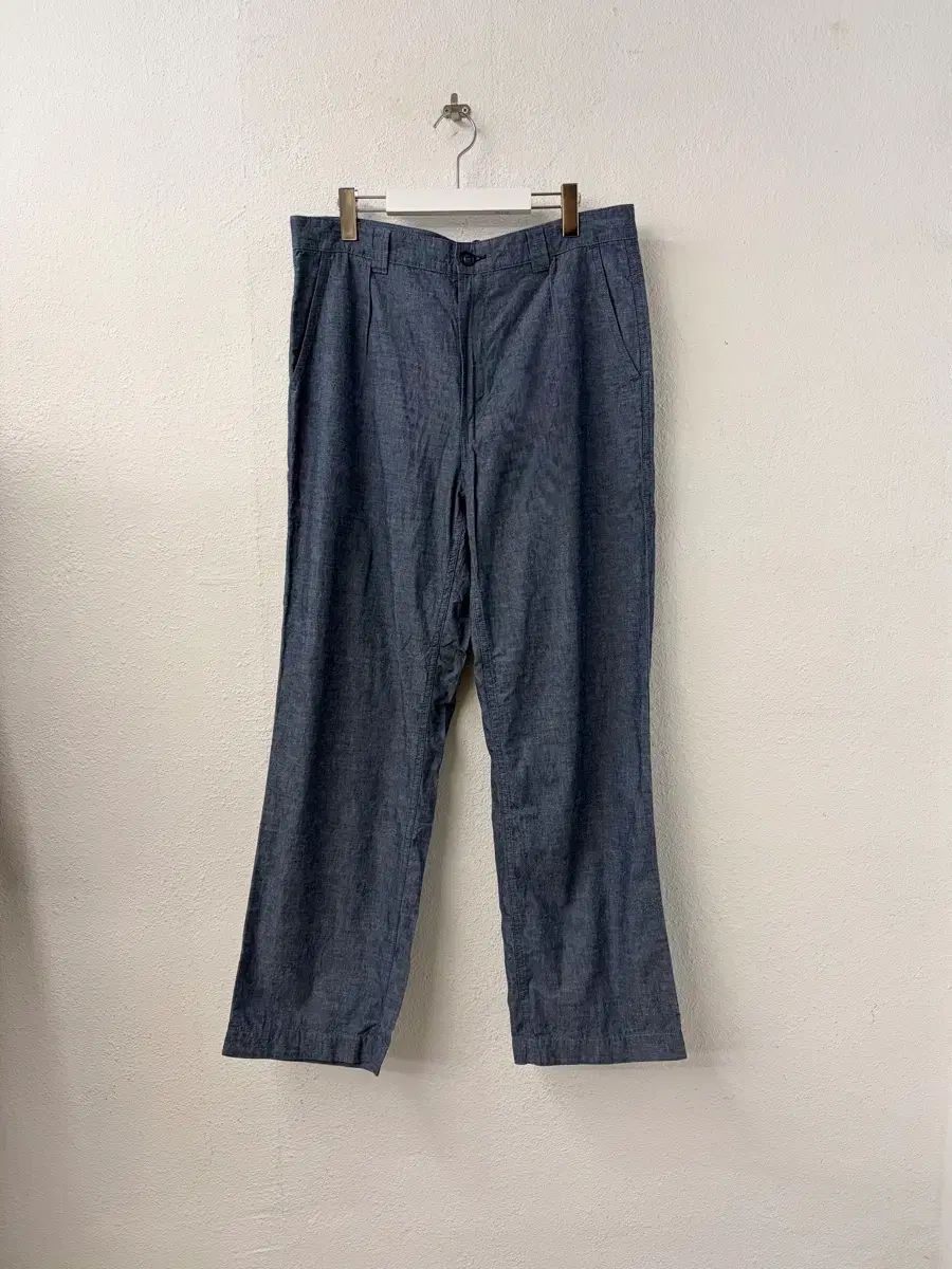 BLUE BLUEシャンブレフレンチワークパンツ