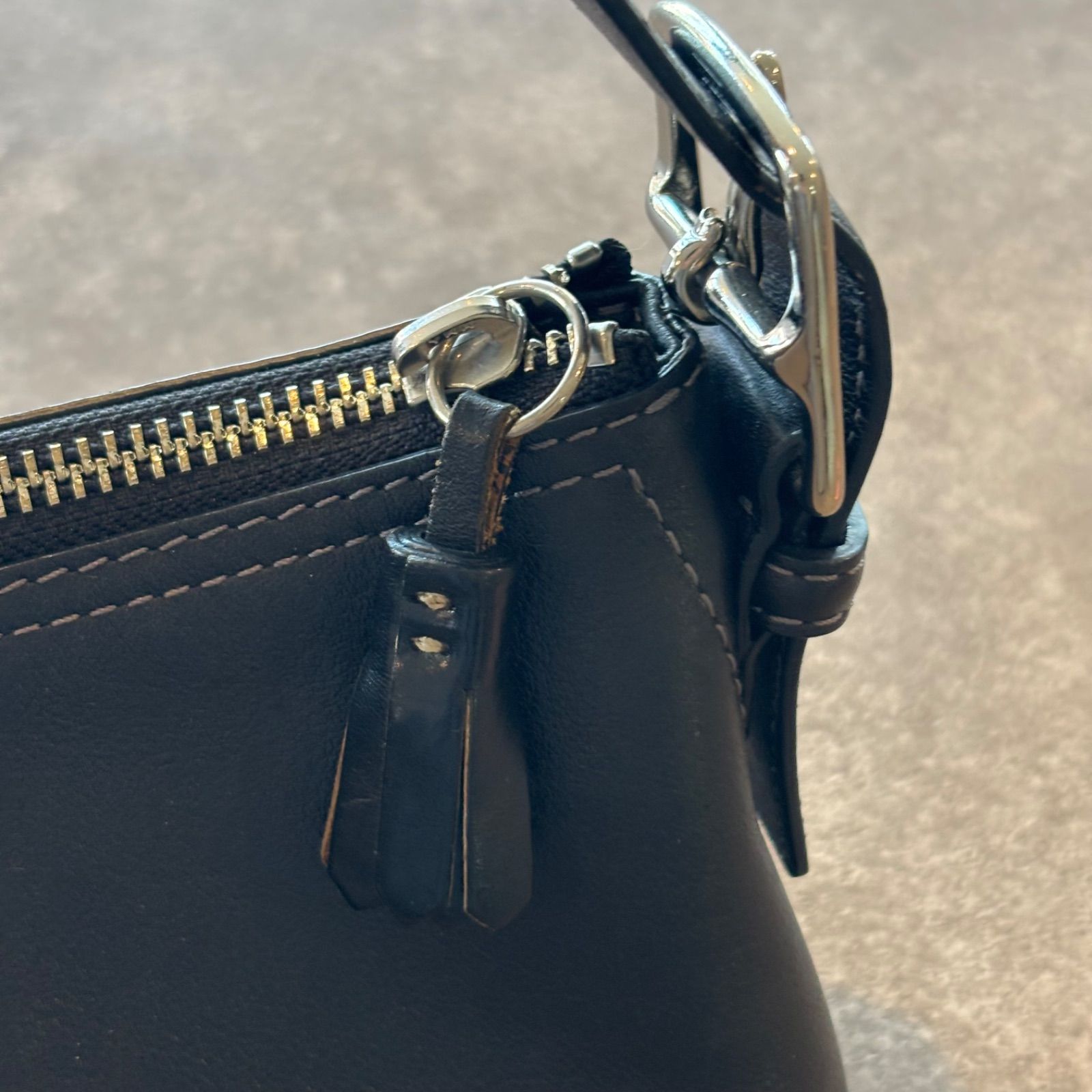 レディース (o) COACH コーチ レザー ハンドバッグ ブラック ワン 