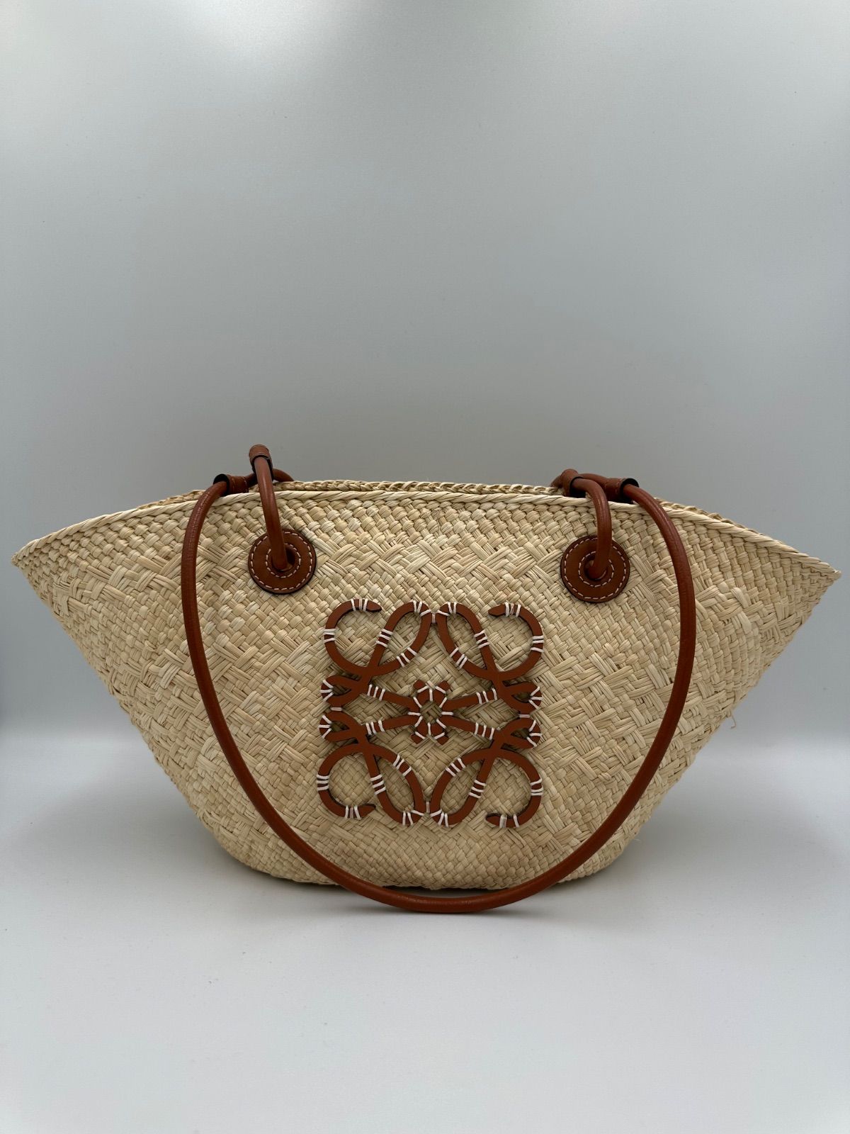 LOEWE　ロエベ　アナグラム　バスケット　スモール 46,200円
