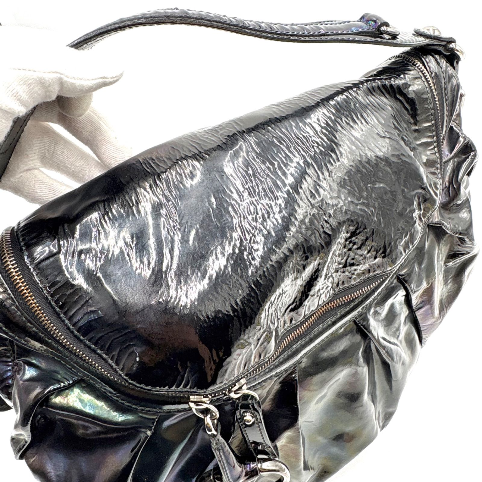 Auth Gucci Y2K Holographic Black Patent Leather Icon Bit Hobo Bag 