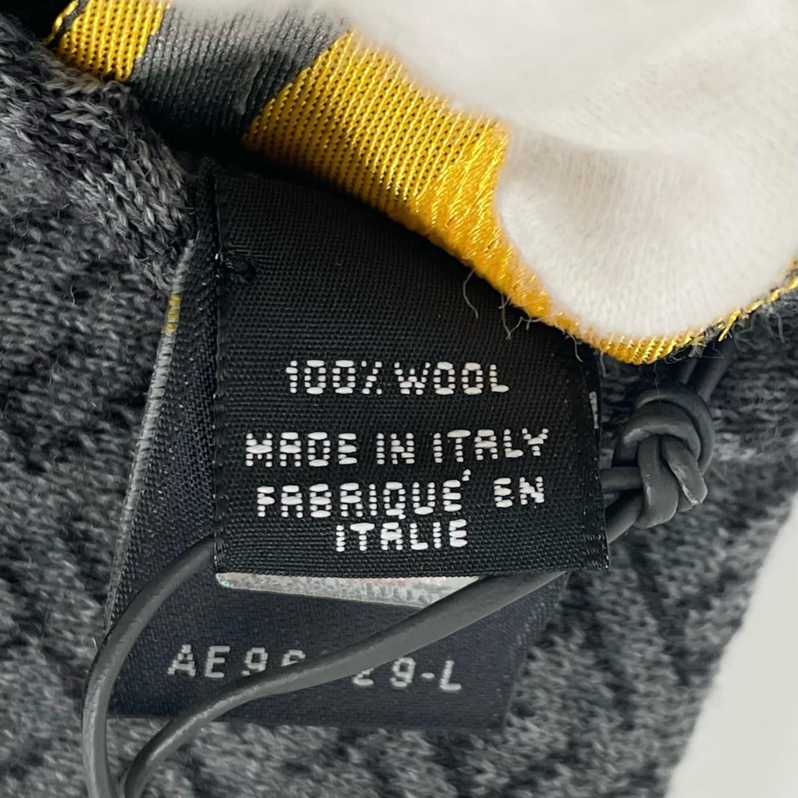 未使用品△FENDI フェンディ ウール100％ マイクロズッカ柄 マフラー