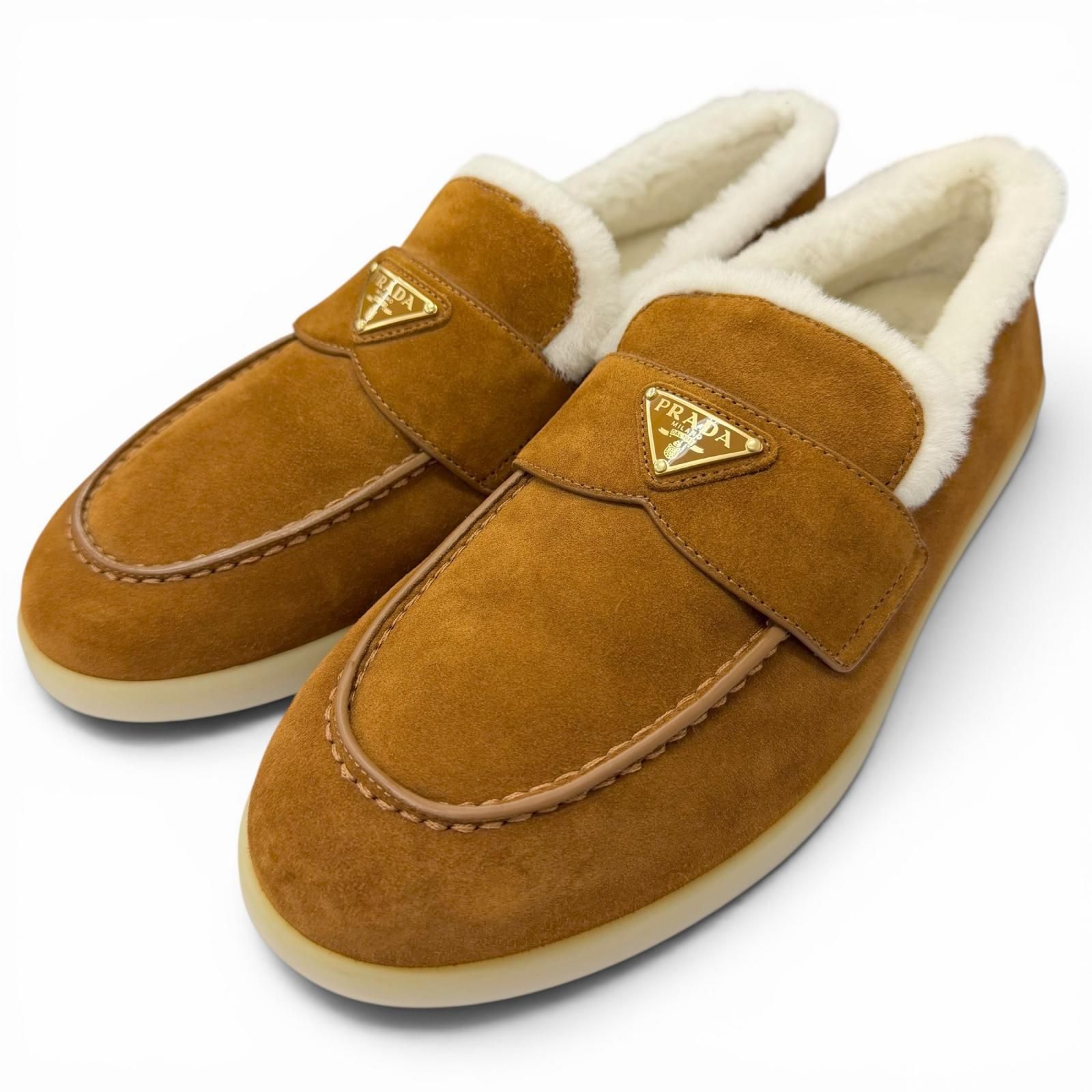 未使用品□PRADA プラダ 1D222N ムートン トライアングルロゴ 三角プレート ローファー フラットシューズ ブラウン 7 イタリア製 メンズ 箱付き