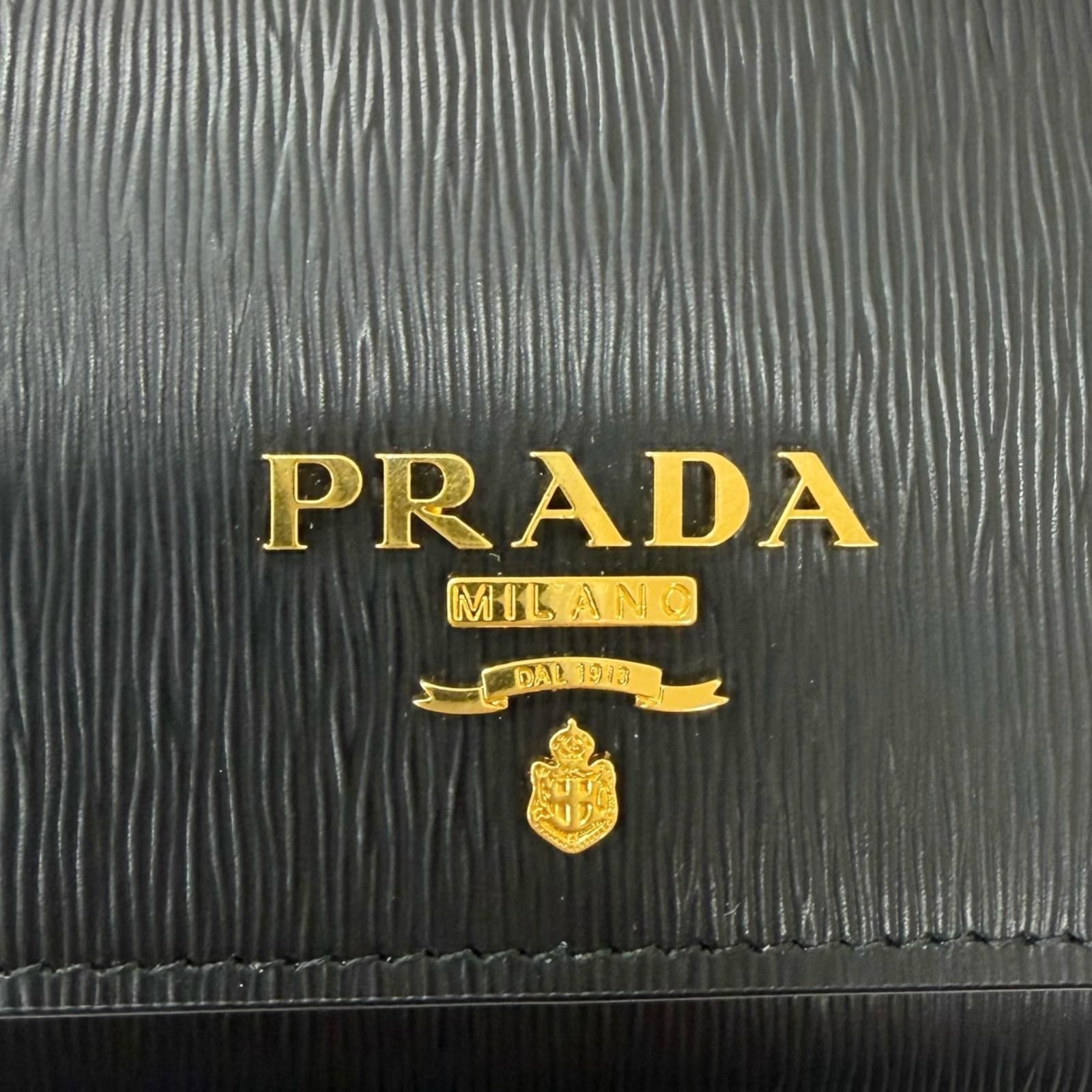 極美品 PRADA 長財布 ヴィッテロムーブ 金ロゴ レザー 黒 高級感 - 極 