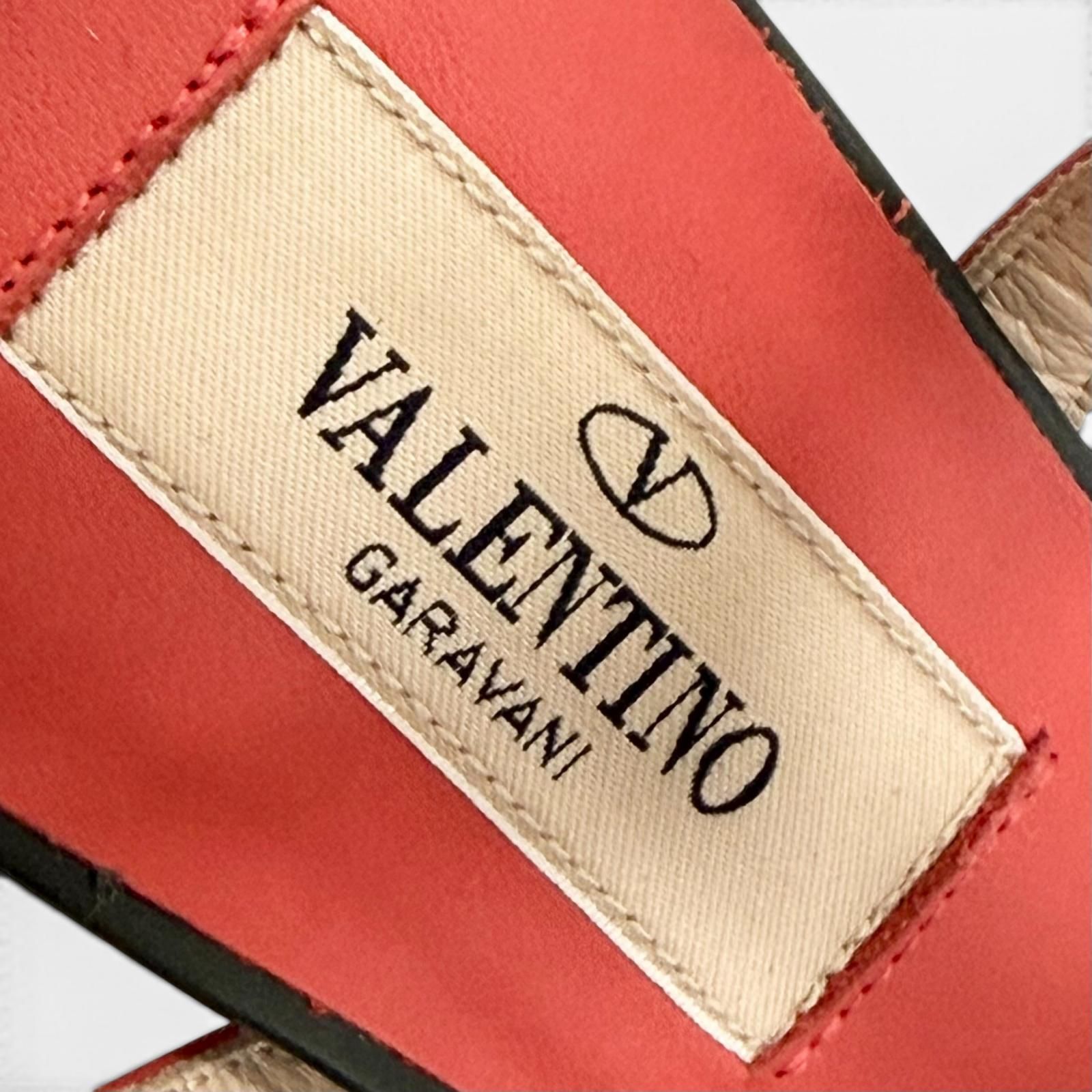 未使用品△Valentino Garavani ヴァレンティノガラヴァーニ KW2S0838 