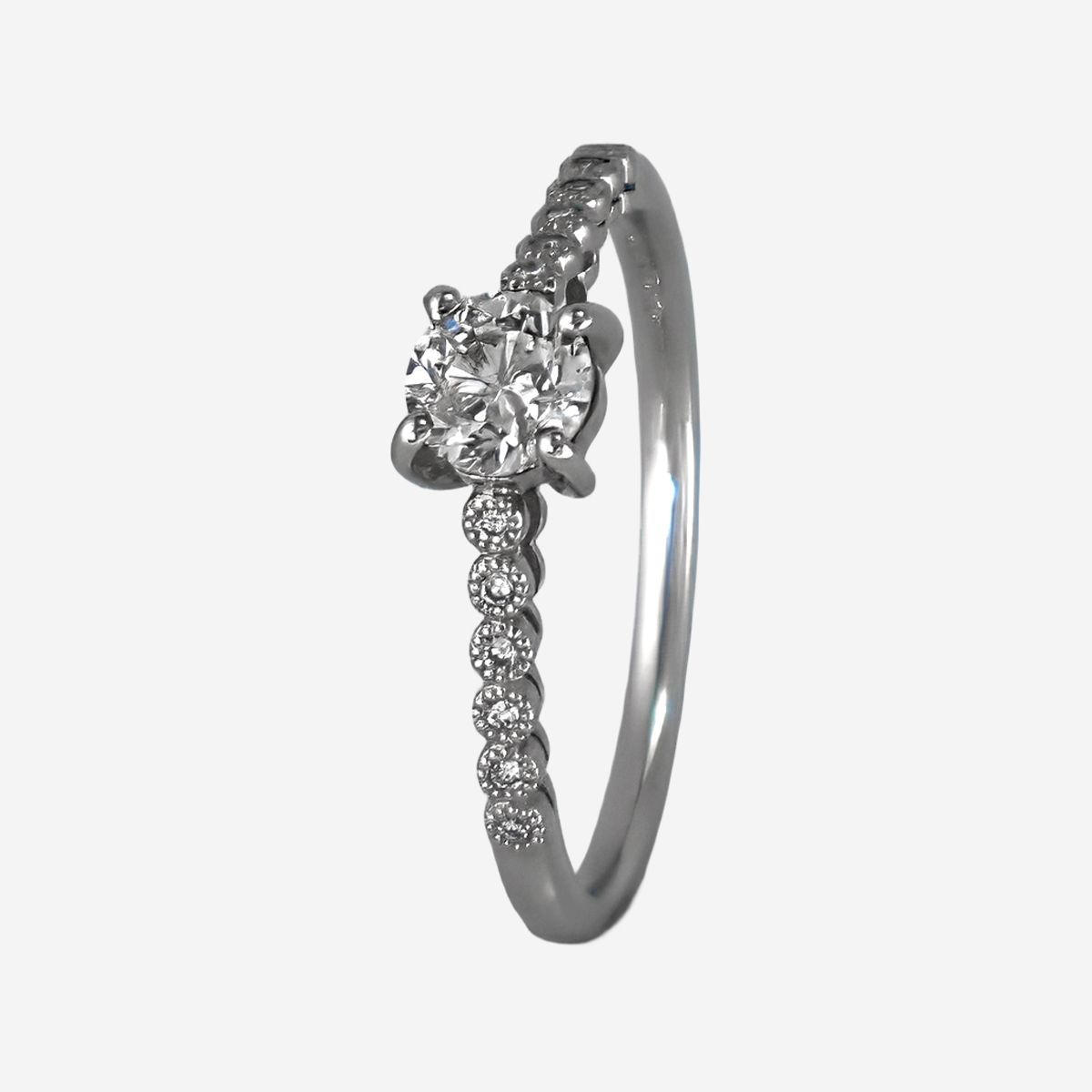 【SELECT JEWELRY】Pt950 ダイヤモンド リング 未使用品（店頭展示品）