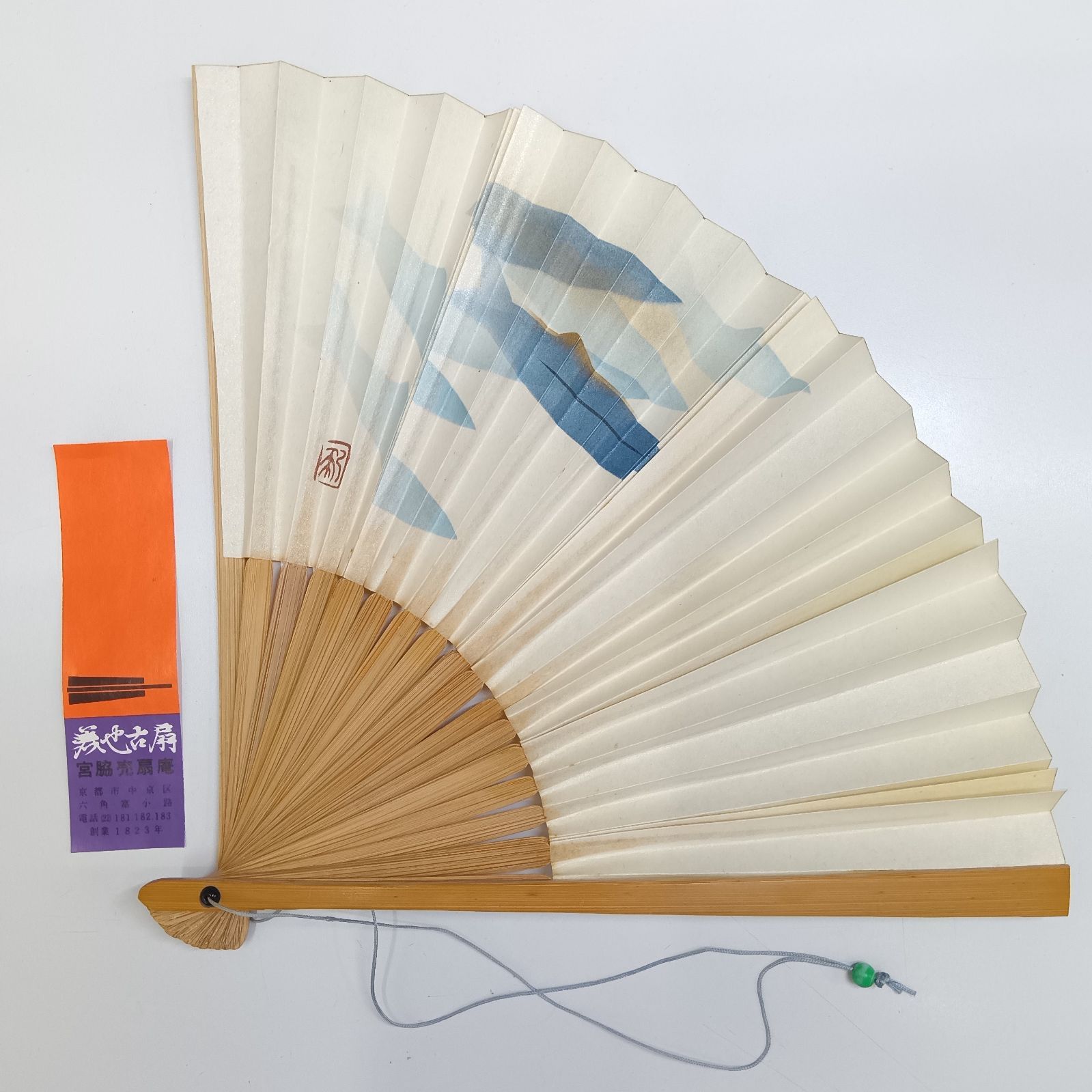 日本製 ☆ 宮脇賣扇庵 京都 ／ 鮎 ／ 義也古扇 ／ サイズ：扇子22.5cm