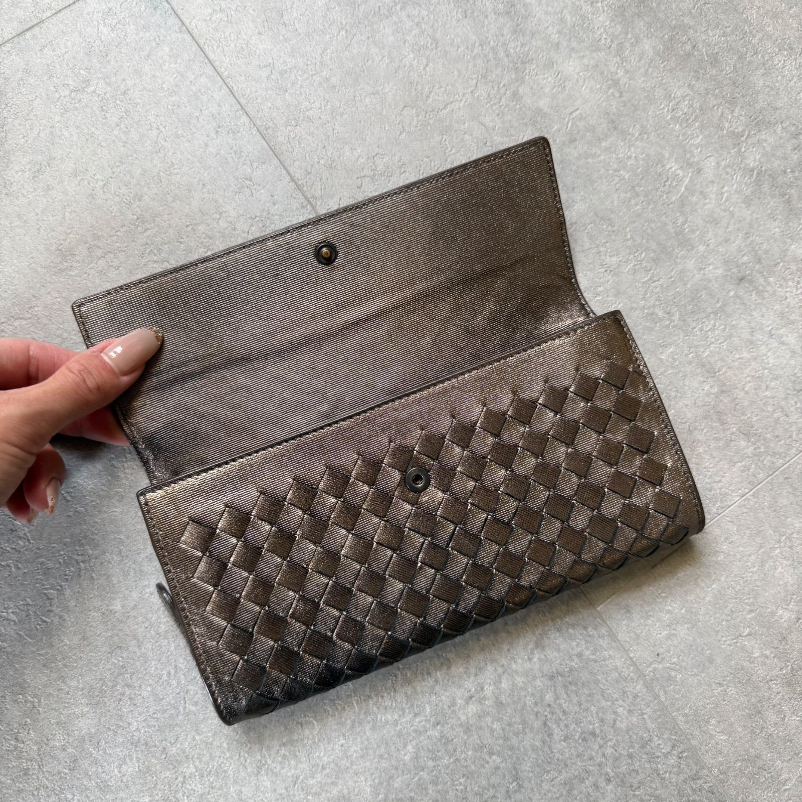 美品 BOTTEGA VENETA ボッテガヴェネタ イントレチャート 長財布 