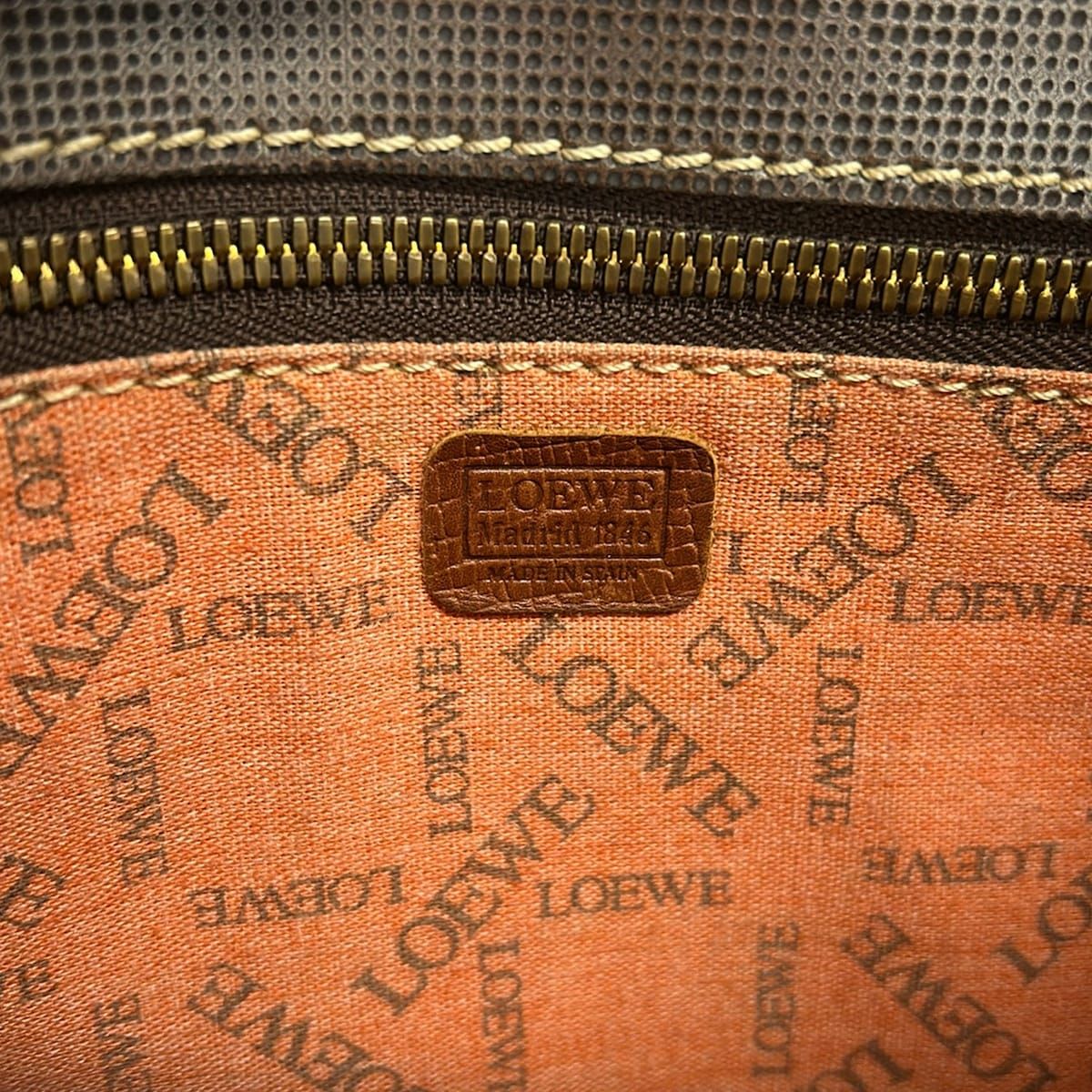 LOEWE(ロエベ) ショルダーバッグ - ダークブラウン×ブラウン アマソナ 
