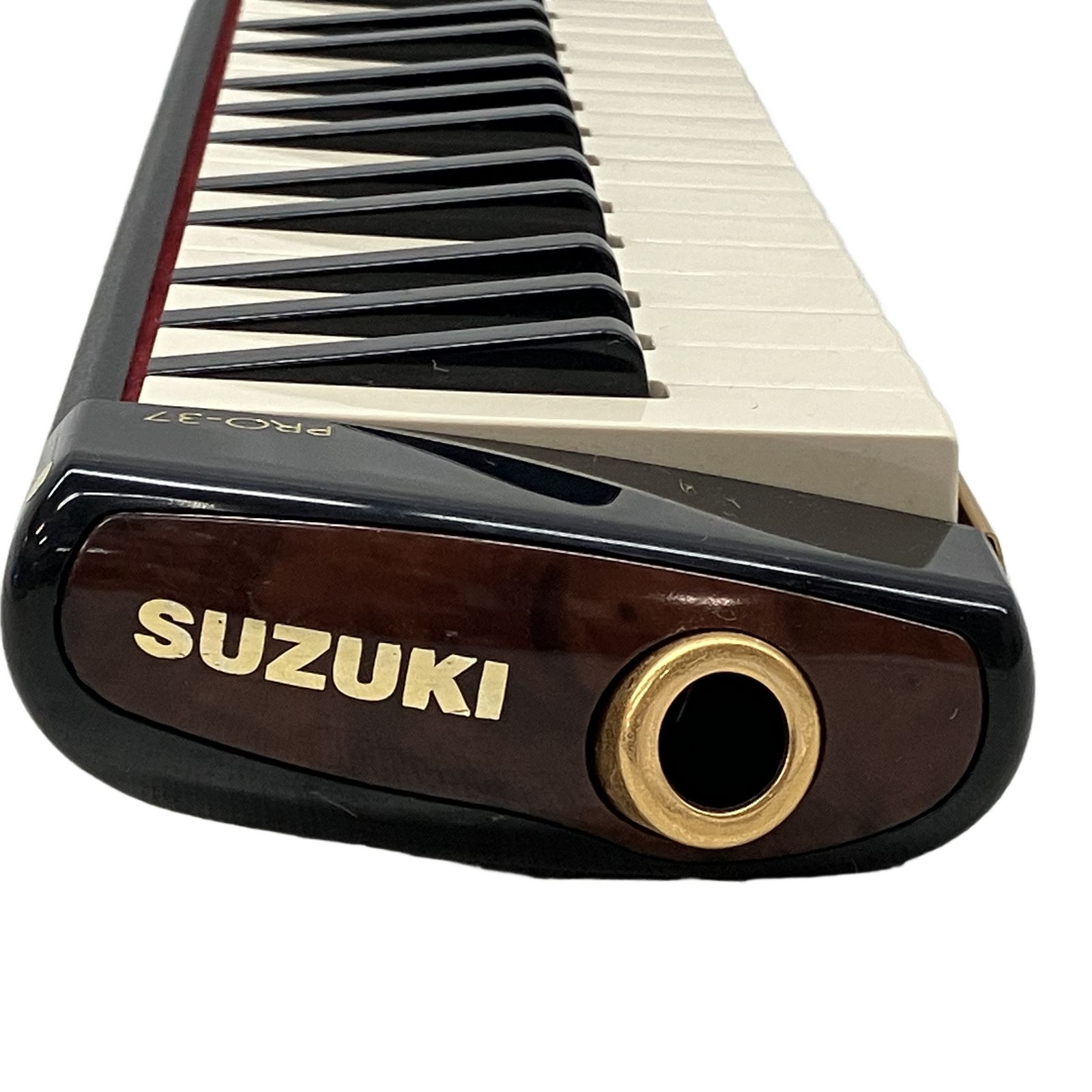 PRO-37 ピアニカ ケース付き　SUZUKI 鍵盤ハーモニカ SUZUKI◇鍵盤楽器その他/PRO-37/鍵盤ハーモニカ/ケース付き SUZUKI PRO