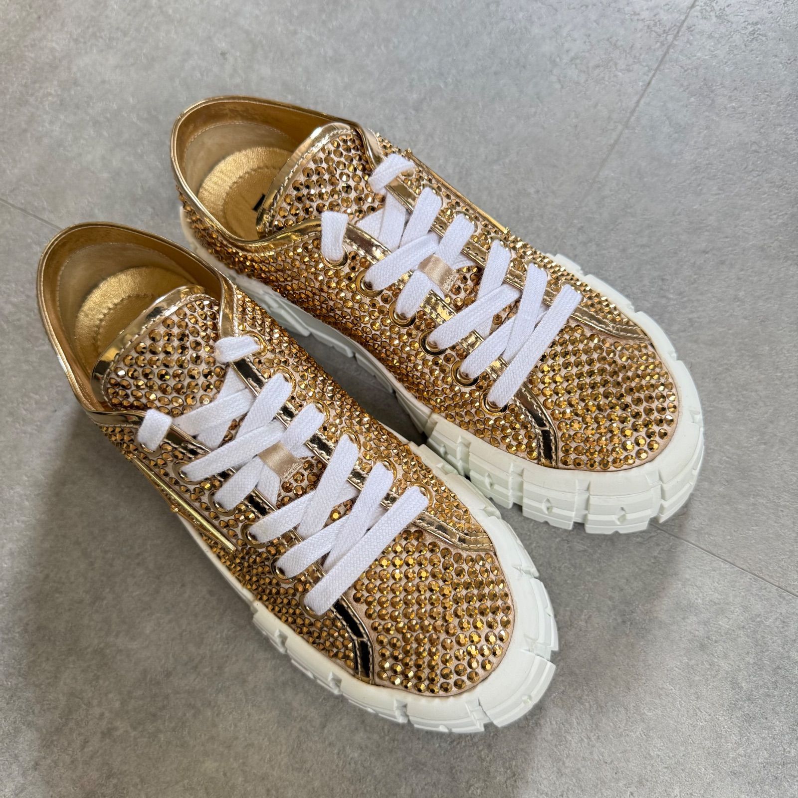 極美品 PRADA プラダ ダブルホイール スワロフスキー ゴールド Re