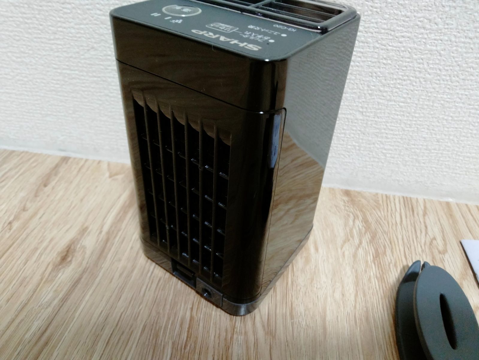 SHARP 高濃度プラズマクラスター搭載 イオン発生機 ポータブルタイプ 