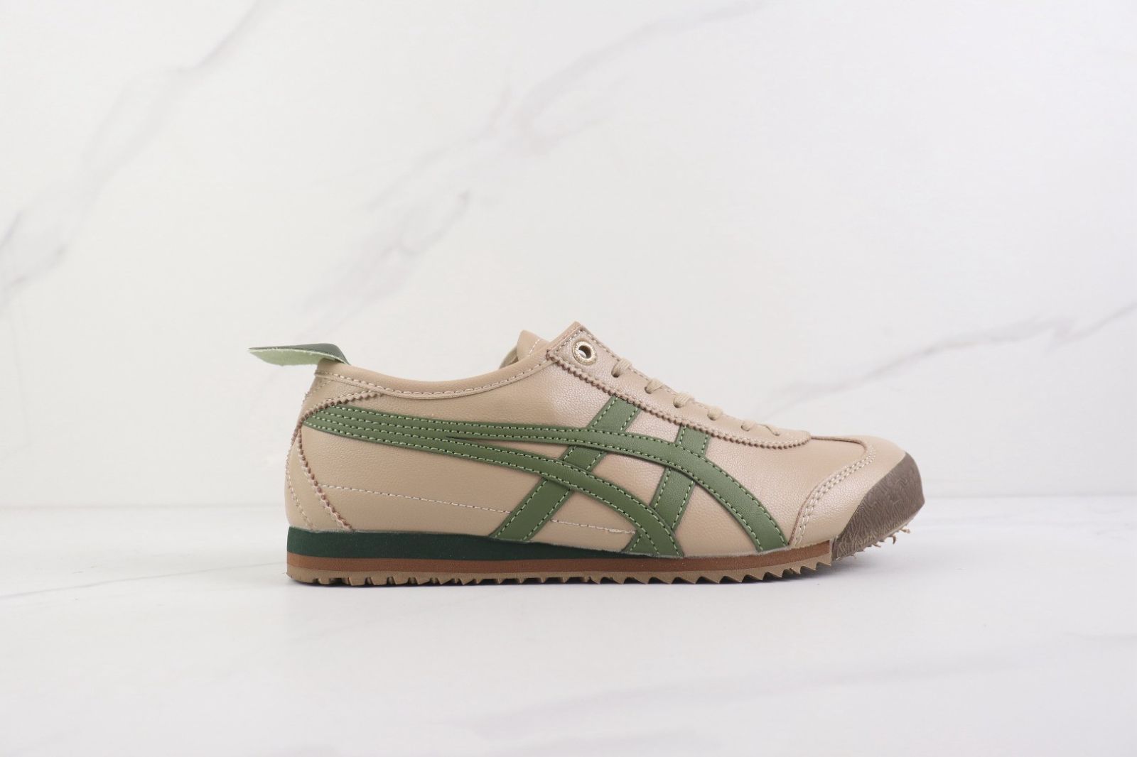 新品未使用Onitsuka Tiger MEXICO 66 ベージュ/グリーン スニーカー