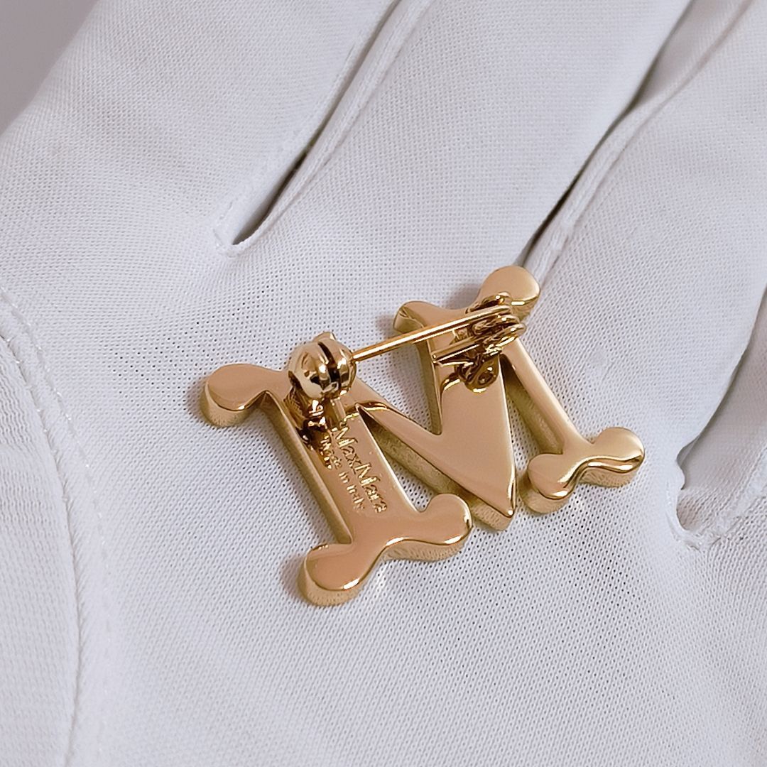 新品未使用・ヨーロッパ輸入品】Max Mara クリスタル ロゴ ブローチ