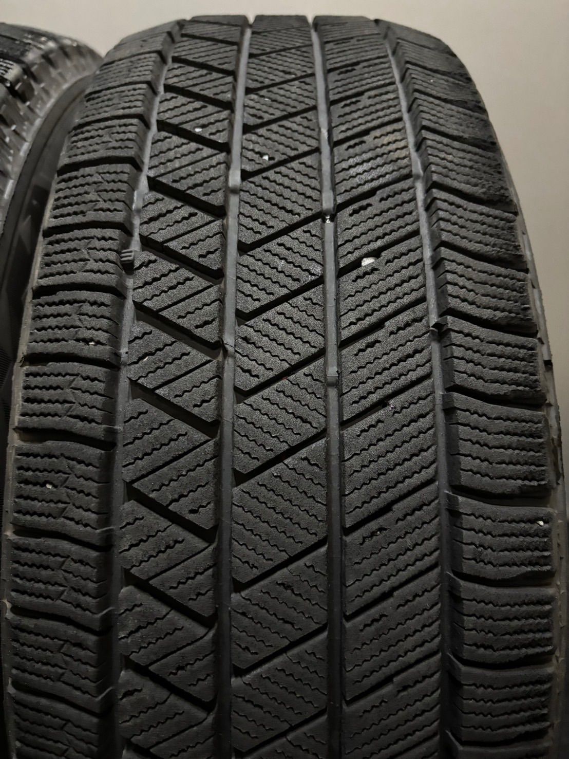 ☆195/65R15 BRIDGESTONE/VRX3 23年製 スタッドレス 4本 ブリヂストン ☆195/65R15 BRIDGESTONE/VRX3 23年製 スタッドレス 4本 ブリヂストン