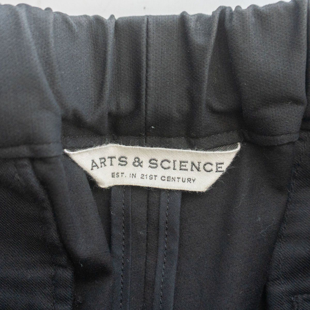 美品】ARTS&SCIENCE 【テーパード パンツ】1ブラック コットン アーツ