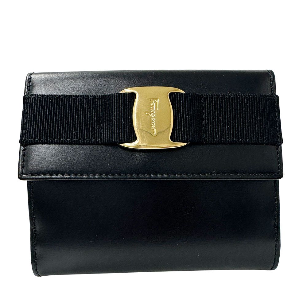 フェラガモ Ferragamo 財布 レディース ブランド ヴァラ 二つ折り財布 レザー ブラック 黒 おしゃれ 【中古】