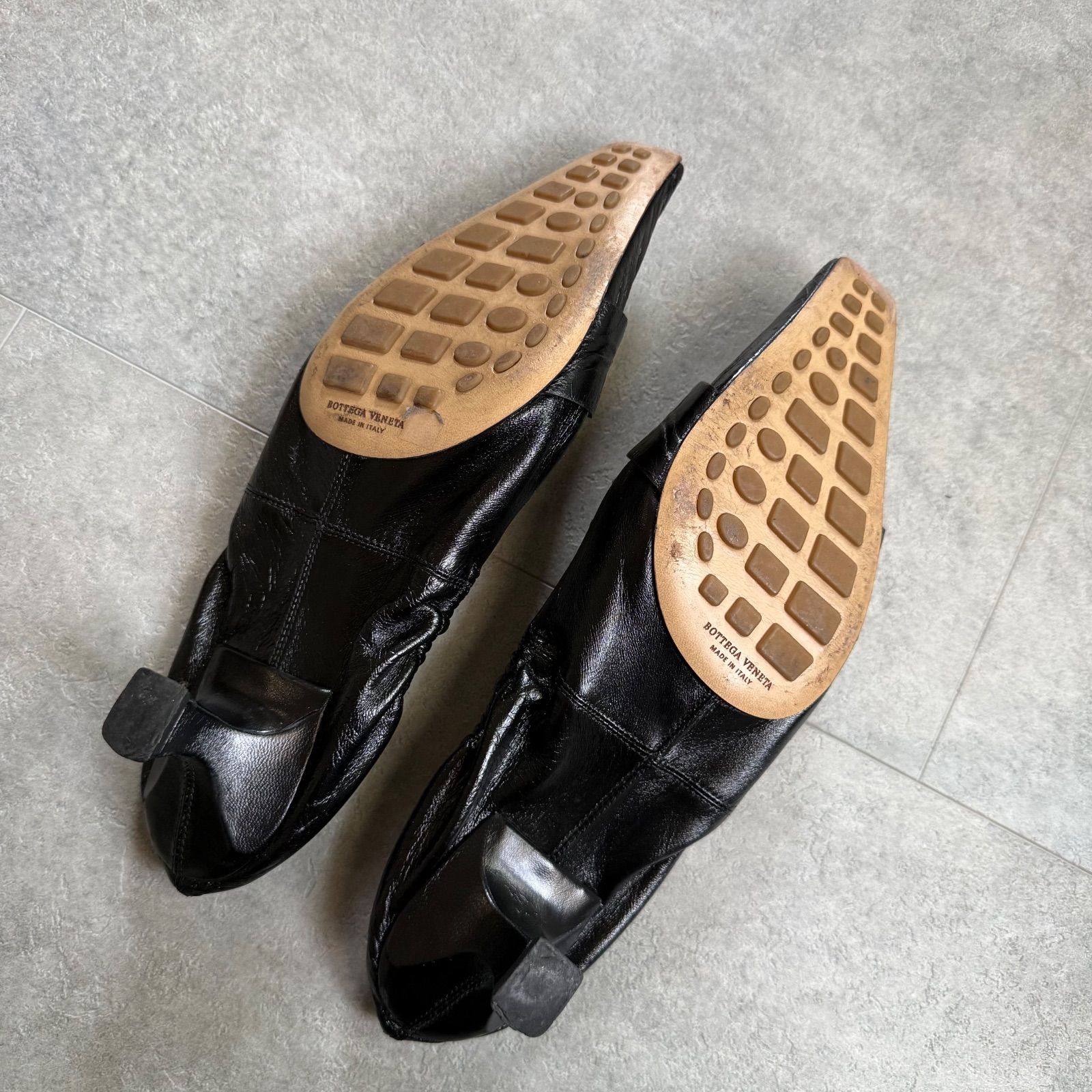 BOTTEGA VENETA ボッテガヴェネタ マダム スクエアトゥパンプス レザー 
