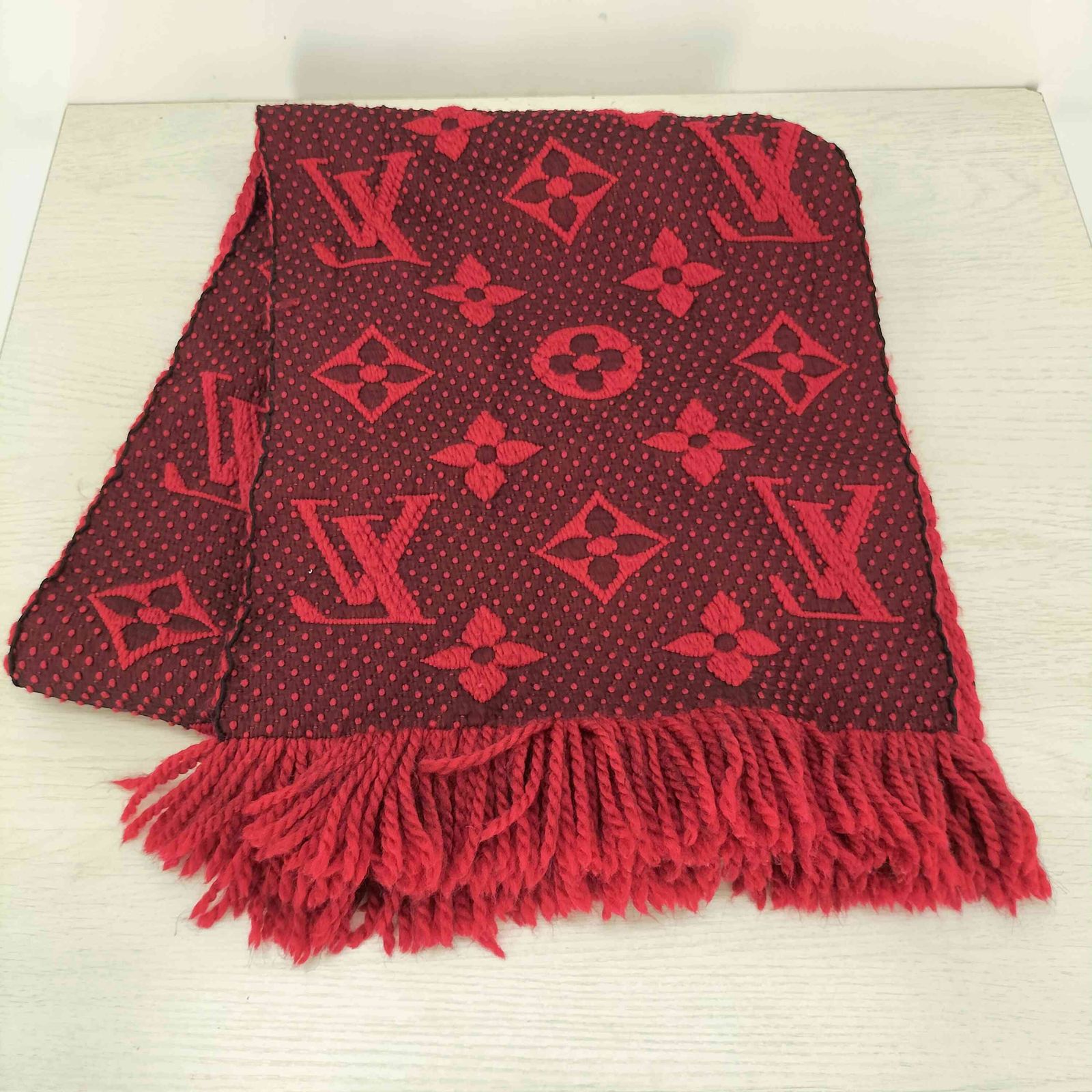 ルイヴィトン LOUIS VUITTON エシャルプ・ロゴマニアマフラー