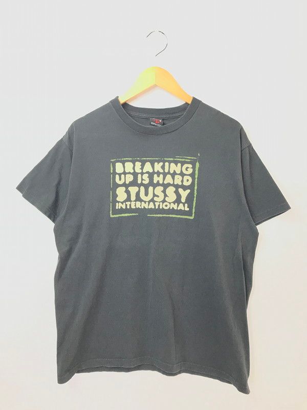 【中古品】 STUSSY ステューシー 00'S BREAKING UP IS HARD S/S TEE プリント Tシャツ 半袖Tシャツ 【142-260518-na-07-tagh】