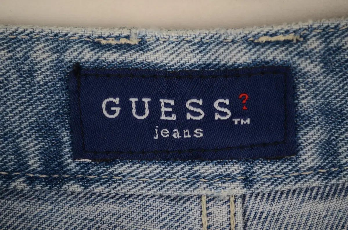 GUESS ゲス デニム ハーフパンツ レディース 26 デニム HOT パンツ BG8035