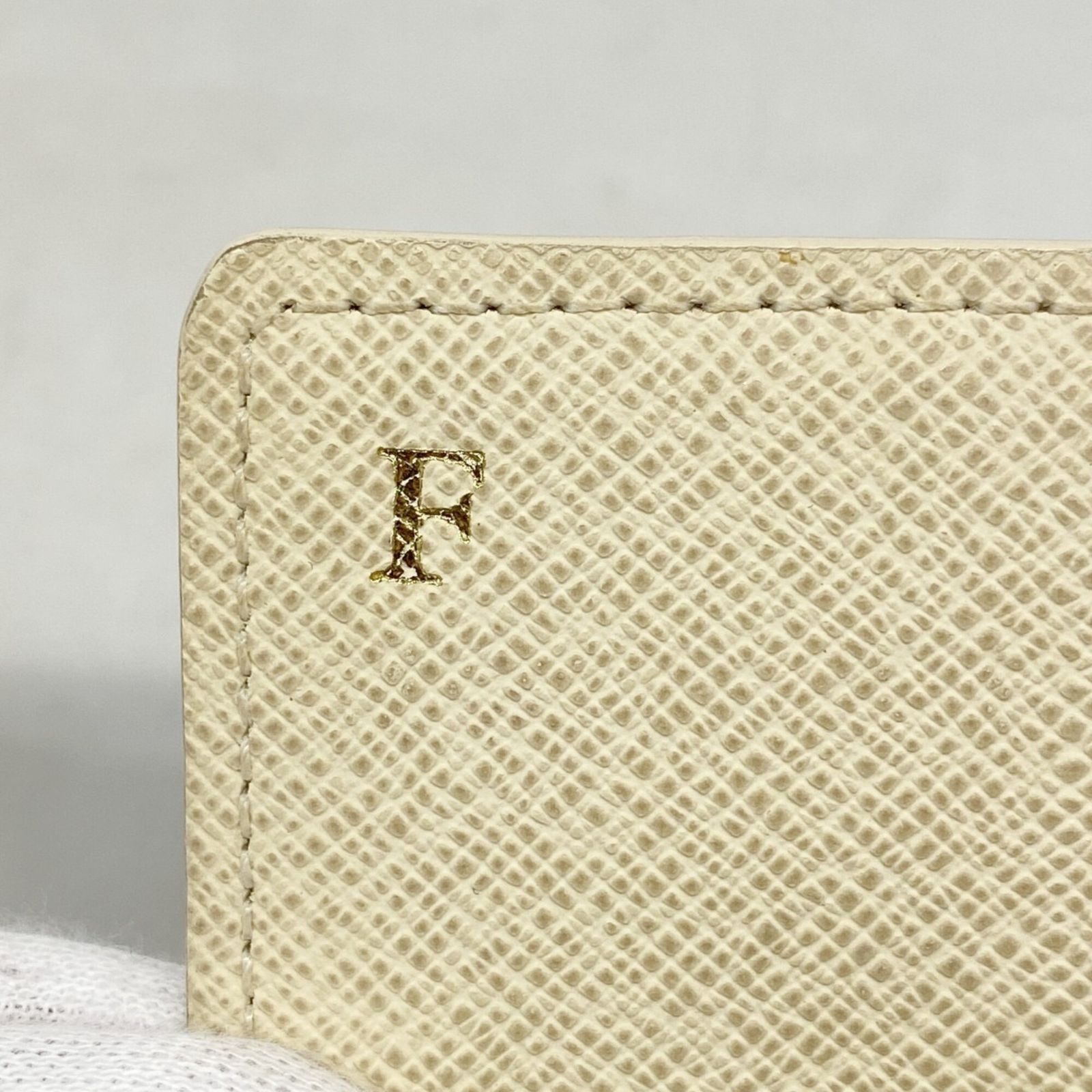 ルイヴィトン ダミエアズール ポルトフォイユ サラ 長財布 白 N61735 ルイ・ヴィトン(Louis Vuitton) ルイ・ヴィトン 長財布 ダミエ