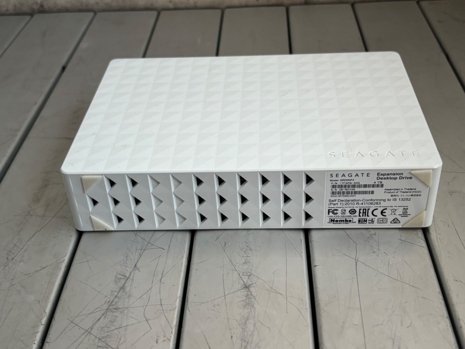 エレコム SEAGATE シーゲイト SRD0NF2 4TB ホワイト 外付け