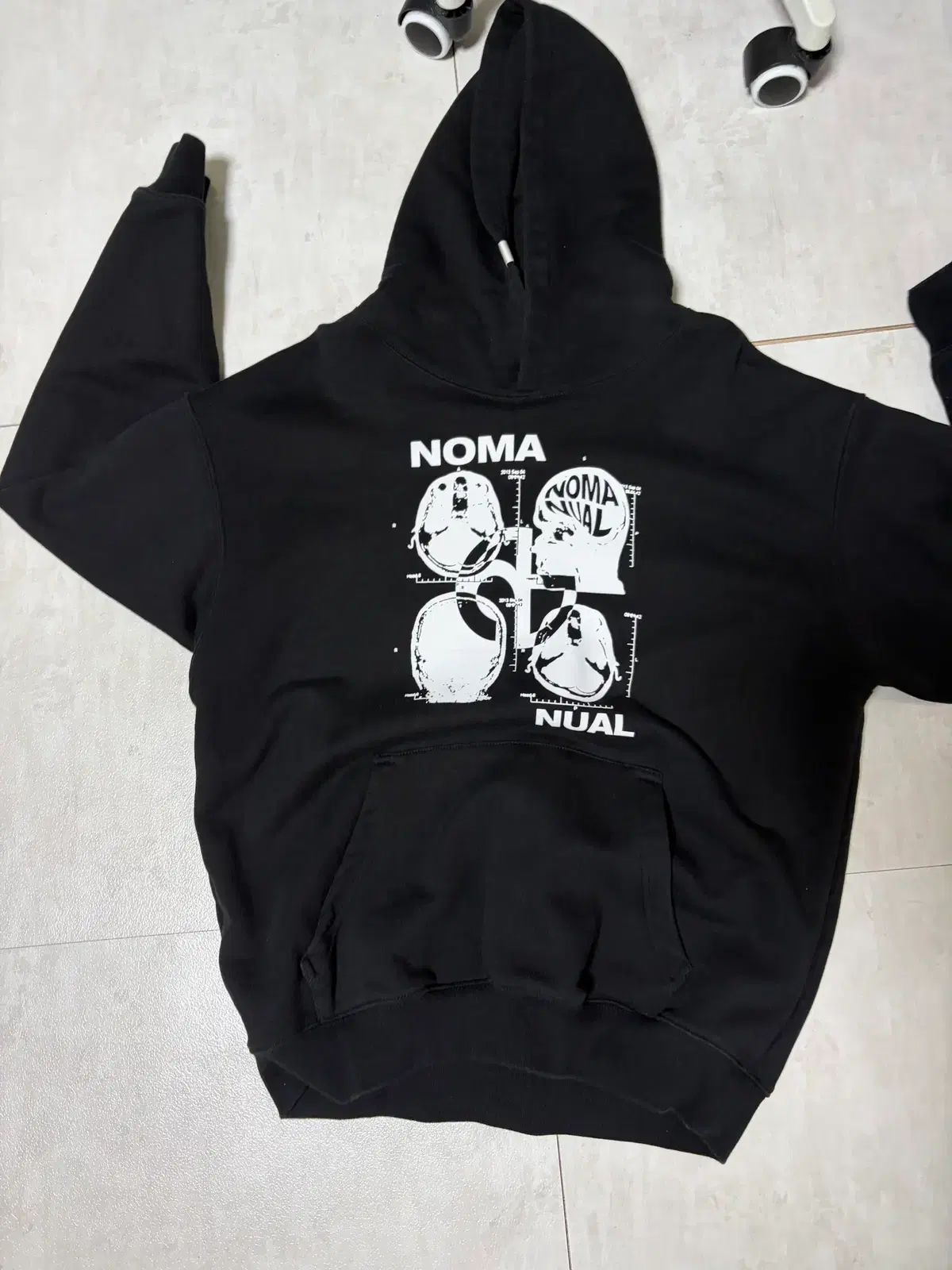 ノーマニュアル フーディー Tシャツ M