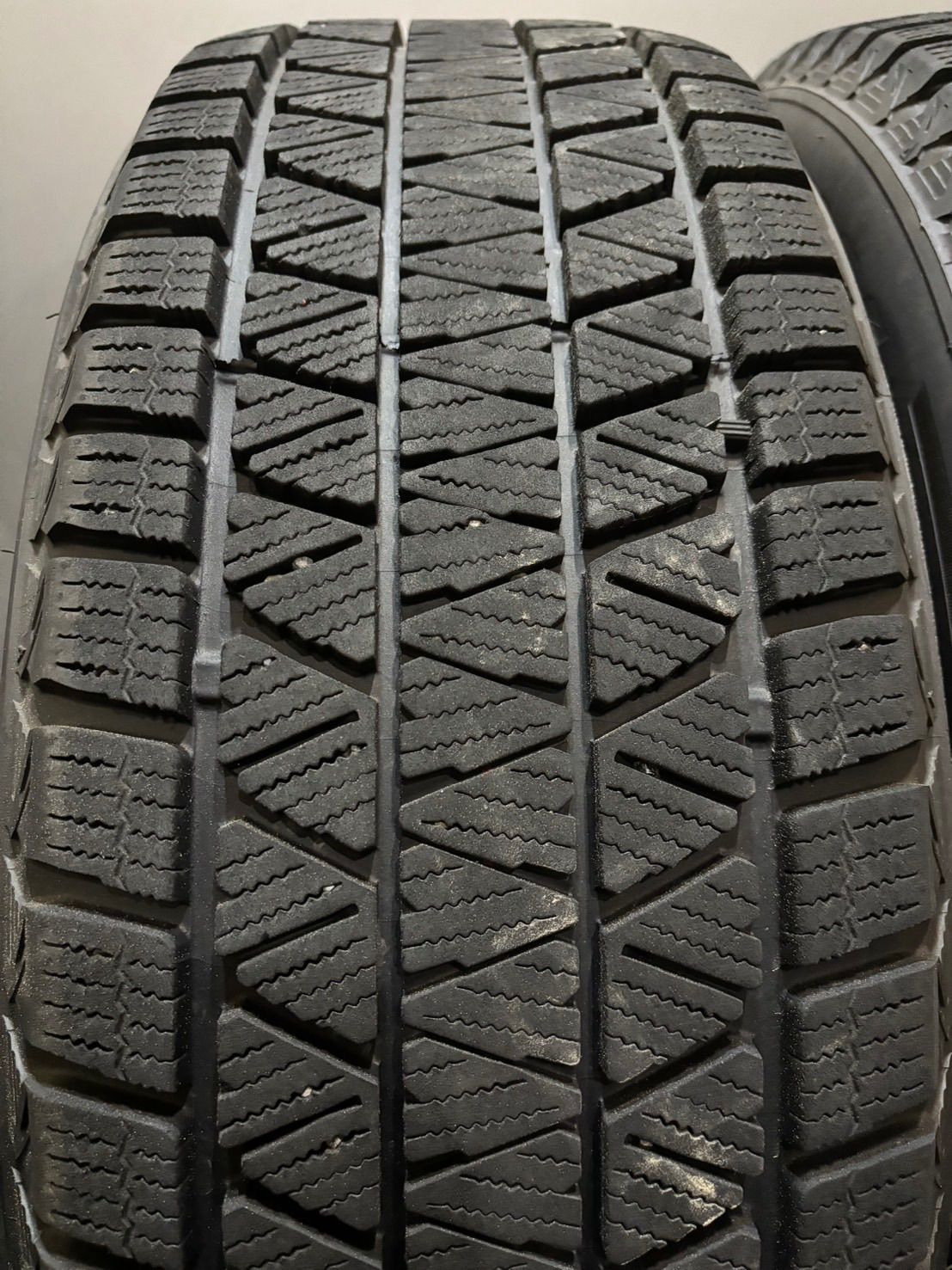★235/60R18 BRIDGESTONE/DM-V3 23年製 SR 18インチ 7.5J +48 114.3 5H スタッドレス 4本 エクストレイル CX-5 (南8-M229) ★235/60R18 BRIDGESTONE/DM-V3 23年製 SR 18インチ 7.5J +48 114.3 5H スタッドレス 4本 エクストレイル CX-5 (南8-M229)