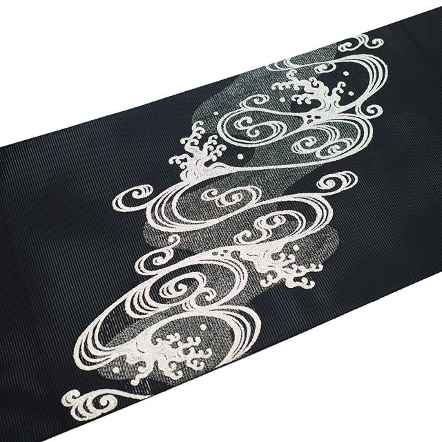新古品】 夏物 袋帯 未使用 正絹 絽 夏帯 京都 西陣 涛波 銀糸 黒 銀