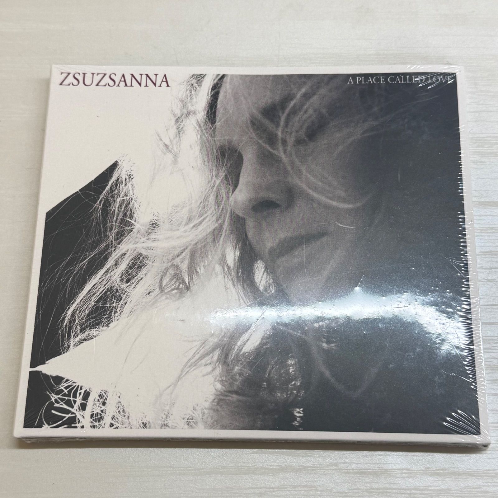 【未開封・新品】ZSUZSANNA - A PLACE CALLED LOVE CD シュリンク完全未開封 希少盤