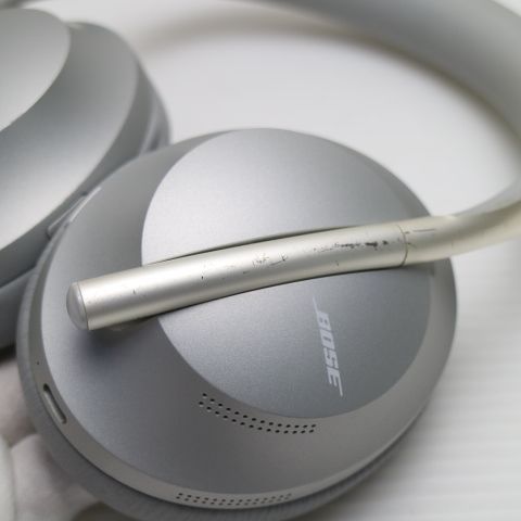 良品中古 Bose Noise Cancelling Headphones 700 ラックスシルバー