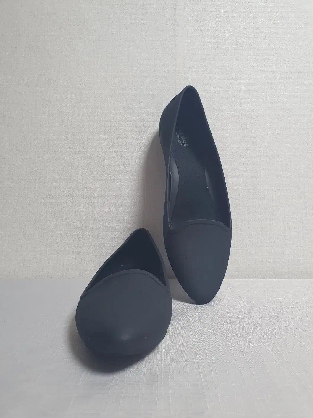 250mm Crocs クロックス イヴ(YVES・スヨン) フラット シューズ ブラック W8