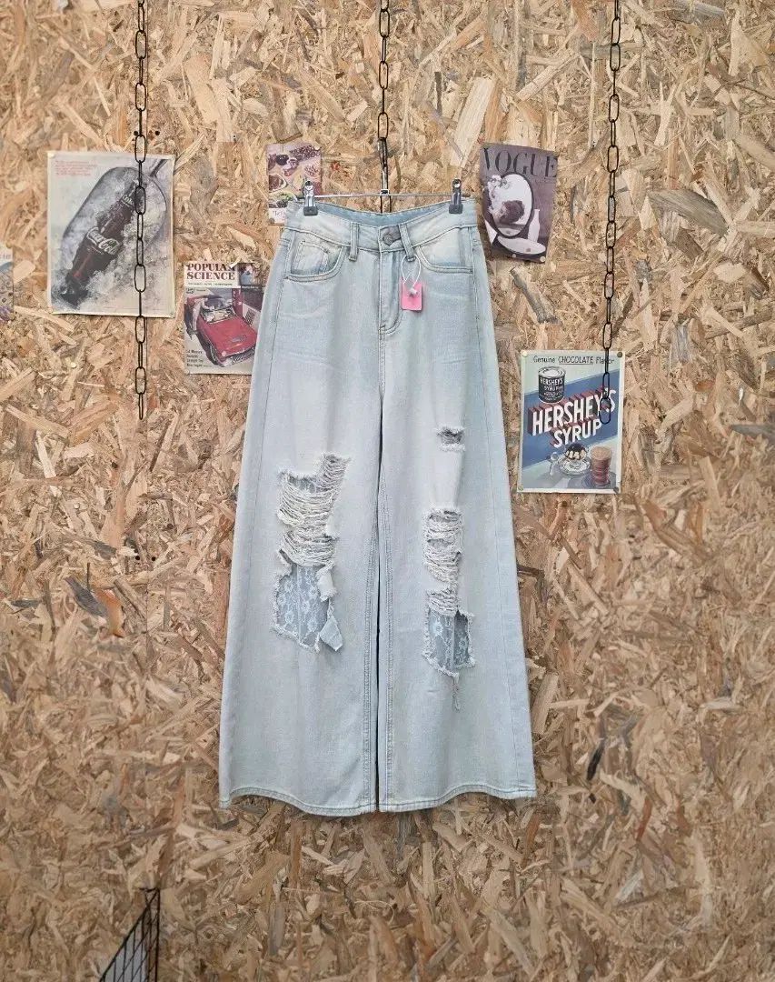 新品 ) ライトブルー レース ダメージ ワイド デニム 찢청 M