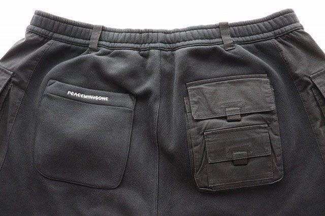 ナイキ NIKE × PEACEMINUSONE 2022 ピースマイナスワン スウェット カーゴ パンツ Sサイズ DR0095-010 ブラック 黒 【ブランド古着ベクトル】【中古】260517 ナイキ NIKE × PEACEMINUSONE 2022 ピースマイナスワン スウェット カーゴ パンツ Sサイズ DR0095-010 ブラック 黒 【ブランド古着ベクトル】【中古】260517