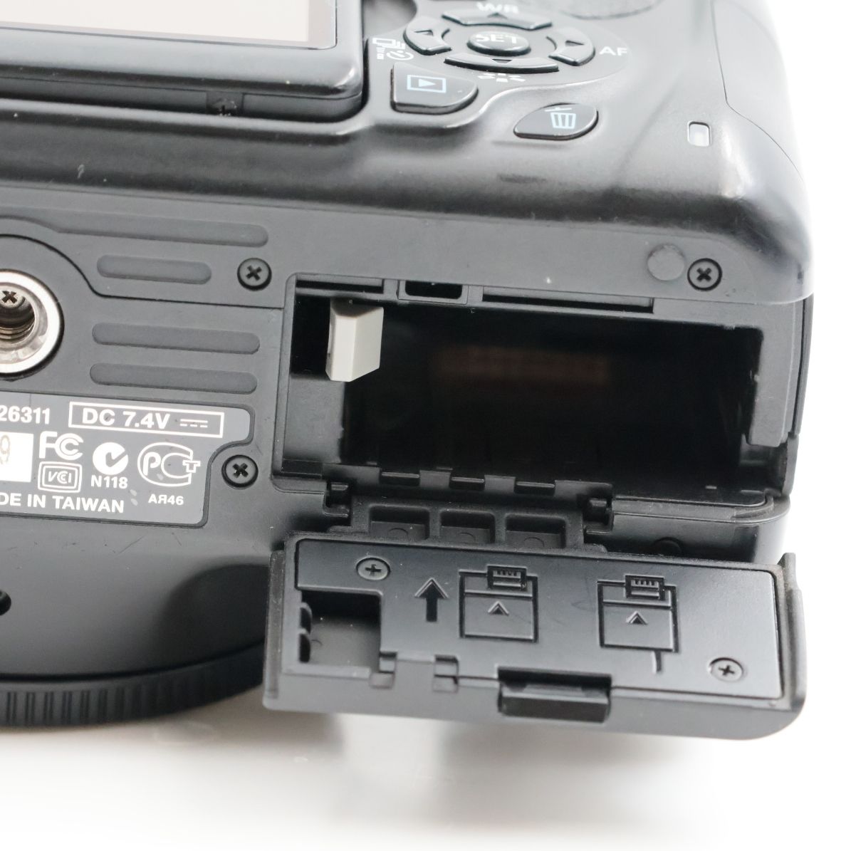 □シャッター数20675枚！良品□ Canon EOS Kiss X5 ボディ デジタル