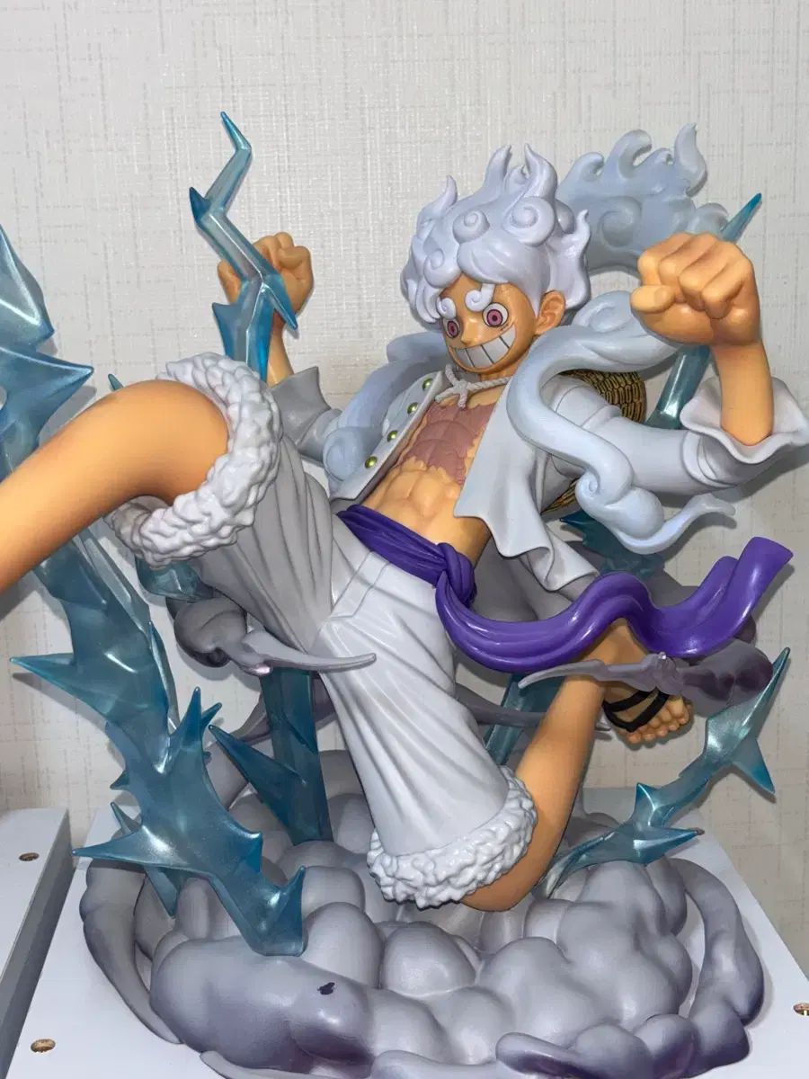 開封 アーツZERO ONE PIECE モンキー・D・ルフィ(ルフィ) ニカ（NIKA