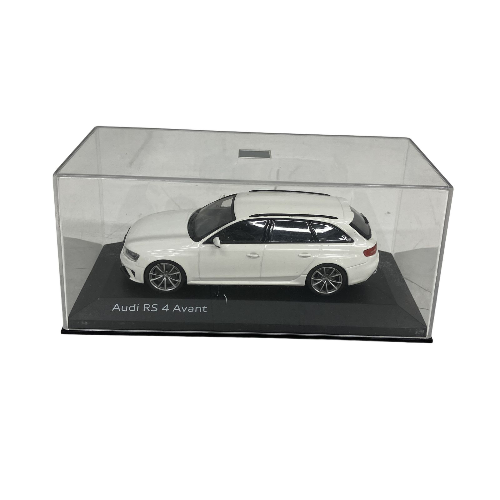MINICHAMPS Audi RS 4 Avant ミニカー ミニチャンプス 中古 S11211887