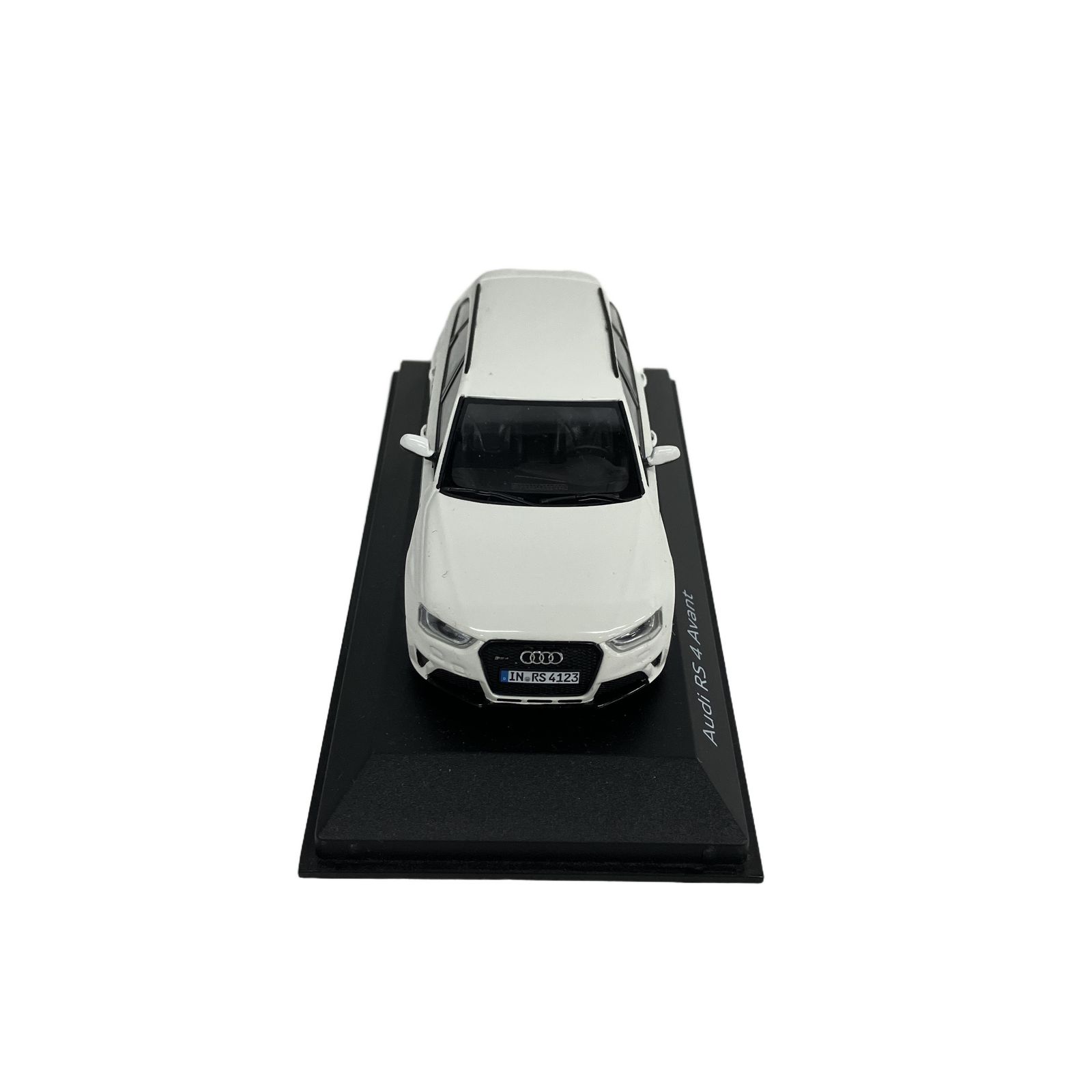 MINICHAMPS Audi RS 4 Avant ミニカー ミニチャンプス 中古 S11211887