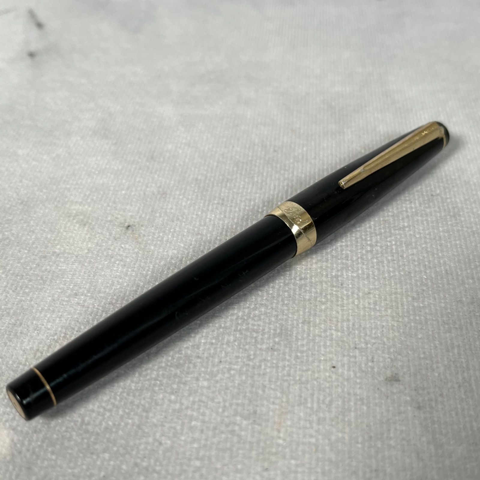 【管T121】PILOT パイロット 万年筆 Elite 18K ネーム入りキャップ式 ブラック×ゴールド 現状渡し 筆記未確認