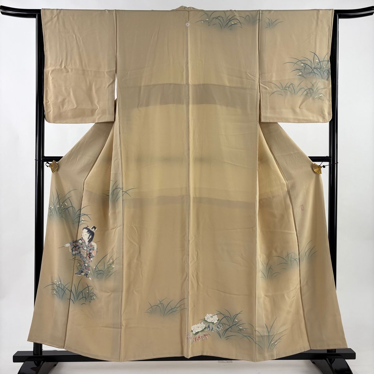 【在庫一掃】 訪問着 身丈156cm 裄丈66cm M 袷 由水充 落款 童 草花 ぼかし ベージュ 正絹 逸品 一つ紋 【中古】