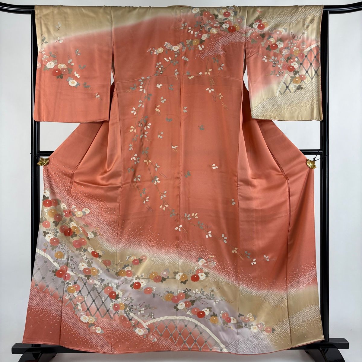 在庫一掃】 訪問着 身丈159cm 裄丈65.5cm M 袷 菊 光悦垣 金彩 絞り