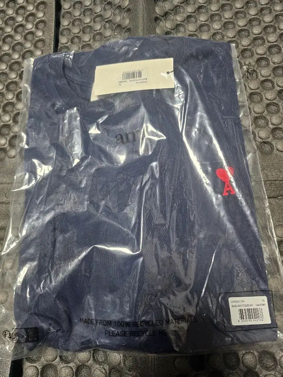 アミ スモール ハート 長袖 Tシャツ ネイビー XL