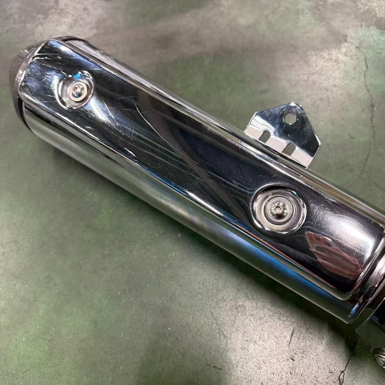 SUZUKI GSR250 純正マフラー 左右セット ☆中古・3営業日以内発送☆スズキGSR250純正マフラー 左右セット 状態
