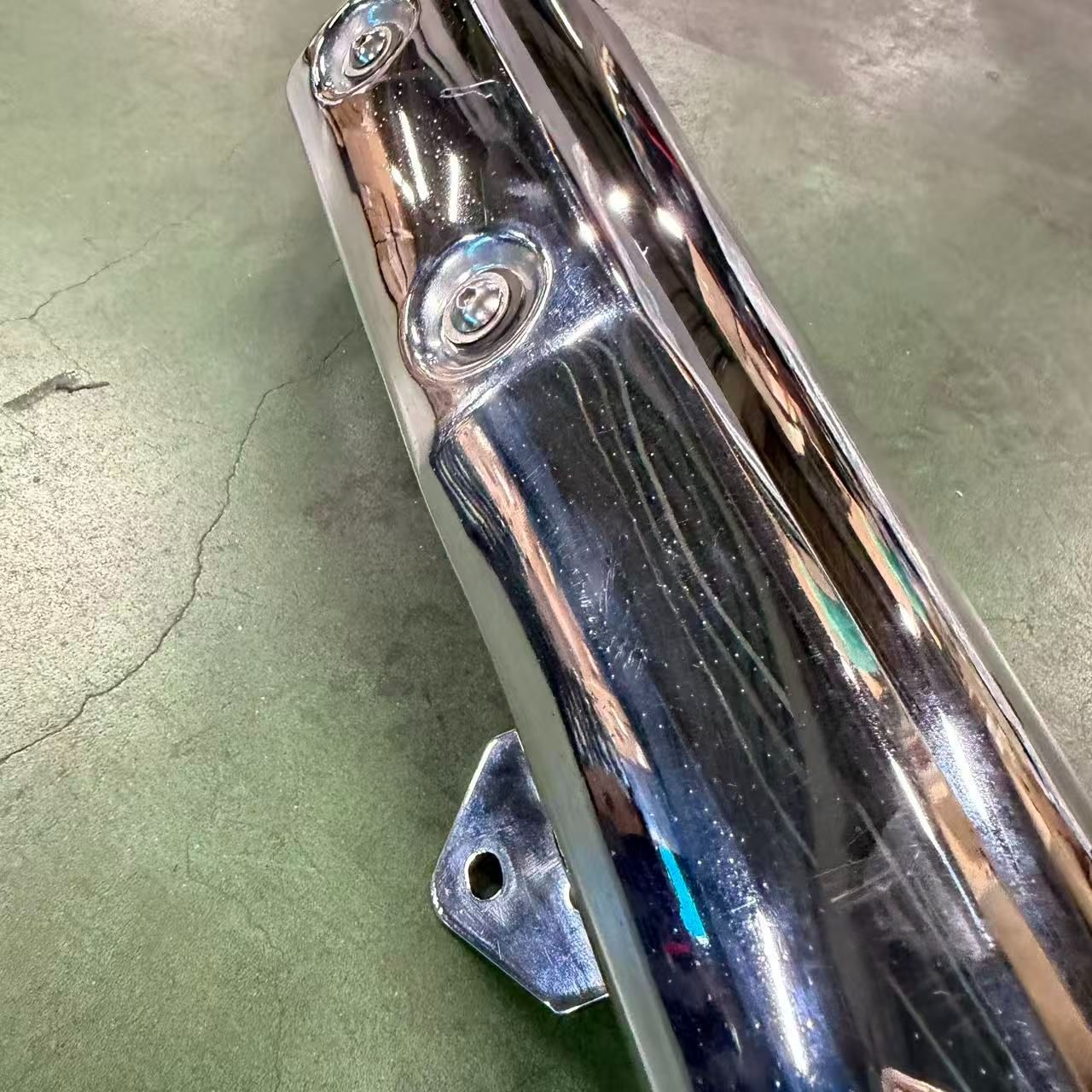 ☆中古・3営業日以内発送☆スズキGSR250純正マフラー 左右セット 状態